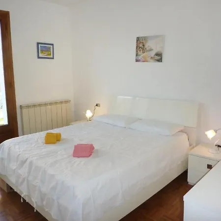 Locazione Turistica Casa Libellula Ferienhaus Maccagno