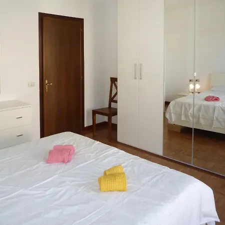 Locazione Turistica Casa Libellula Ferienhaus